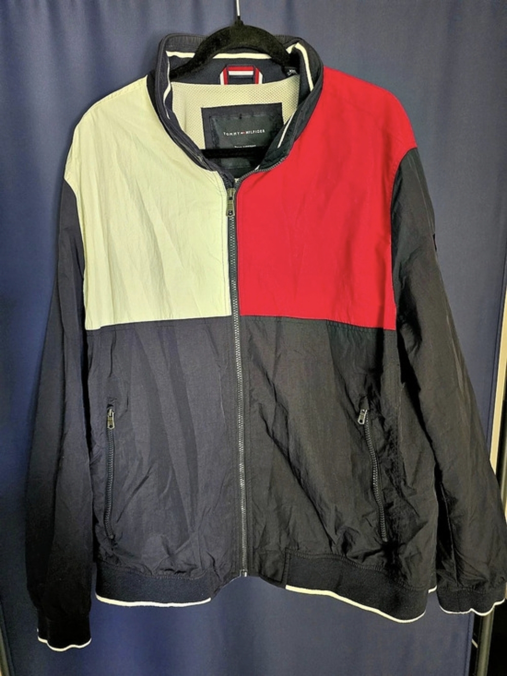 Tommy Hilfiger Colorblock Sailing Windbreaker Jacket in Black & Red